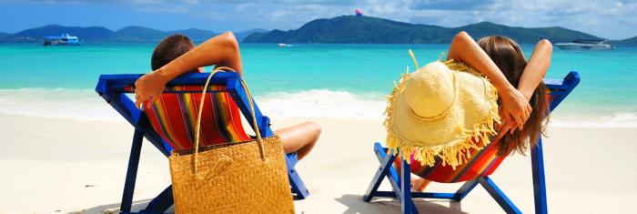 fotolia-couple-ami-plage-transat-ete-plage-mer-1418223042